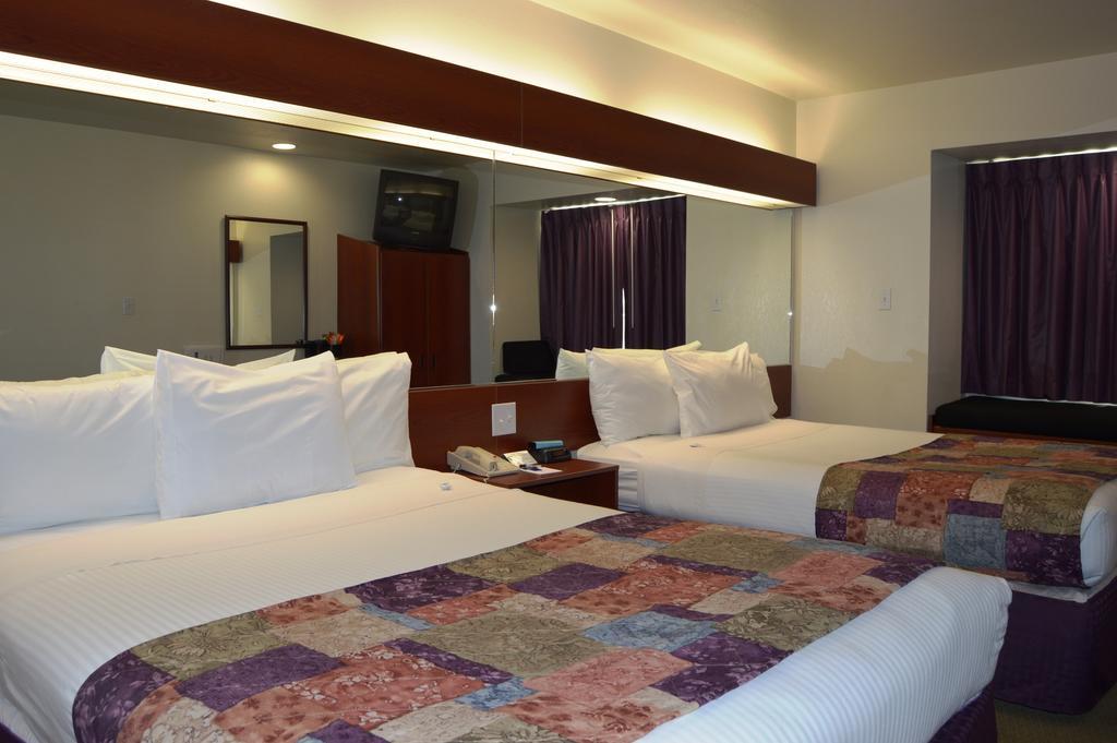 Microtel Inn And Suites By Wyndham Miami Ok Oda fotoğraf